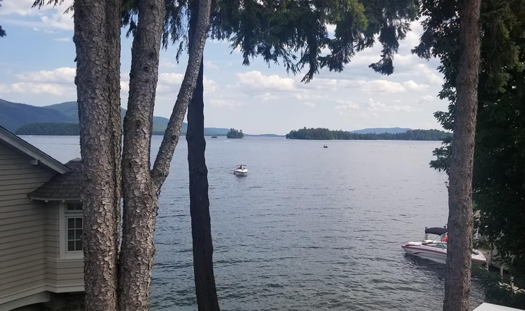 Boathouse Waterfront Lodging主图