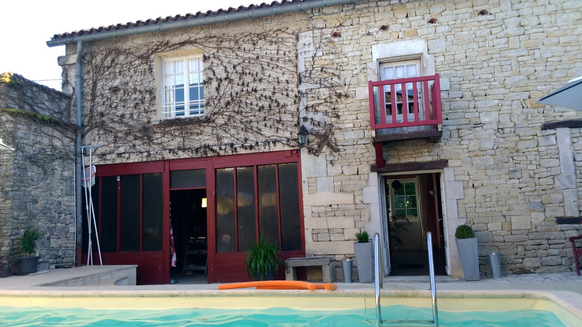 La Closerie de Montour-泳池