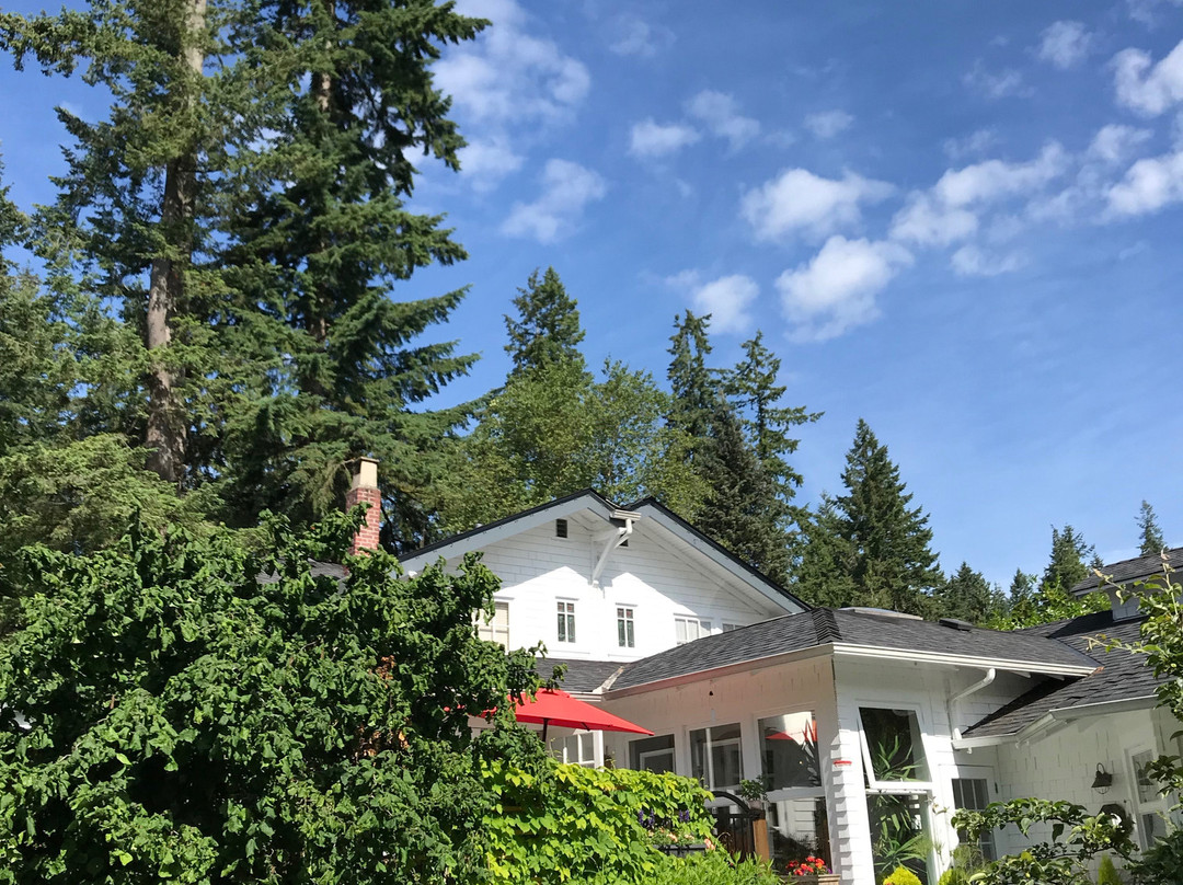 ThistleDown House主图