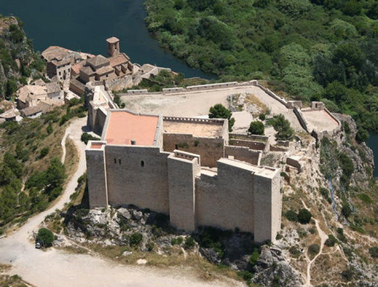Miravet Castle (Castillo de Miravet)景点图片