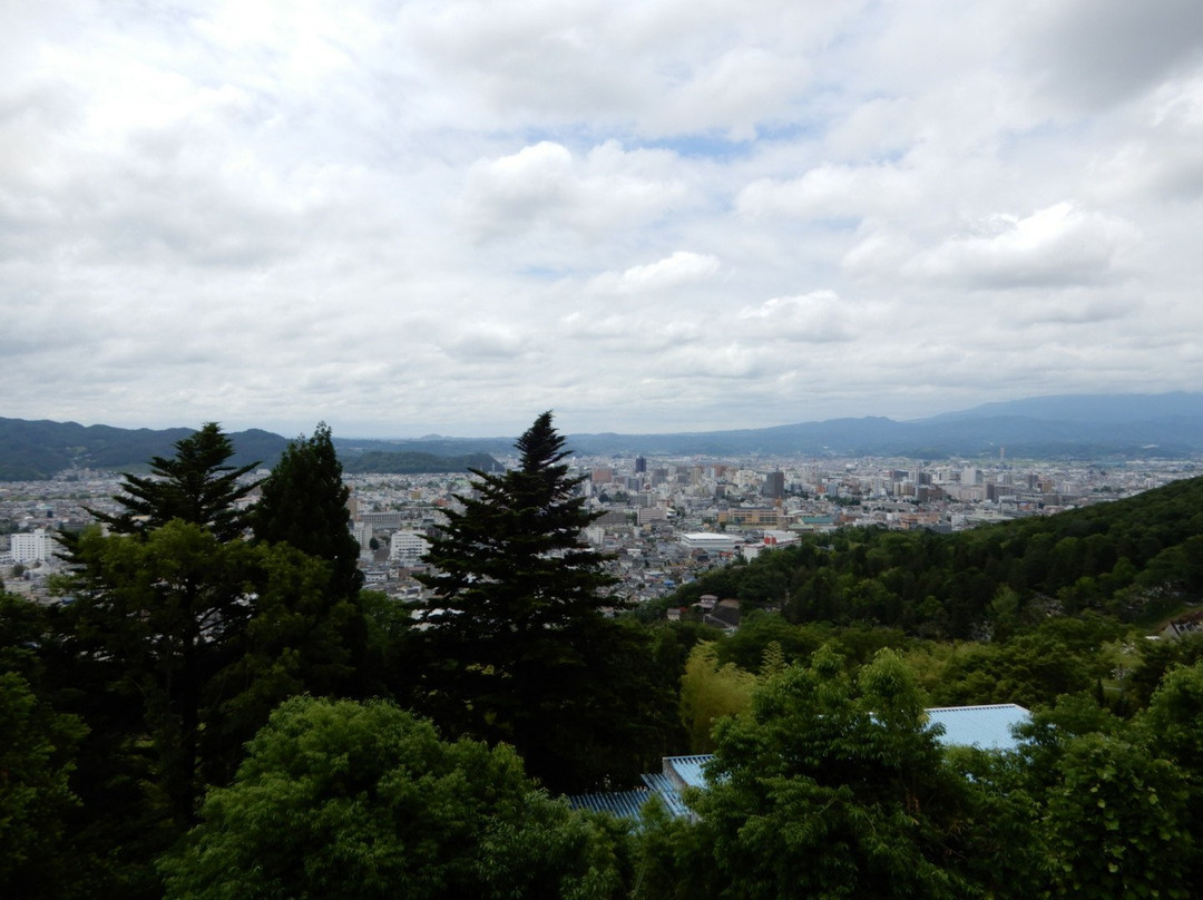Mt. Shinobu景点图片