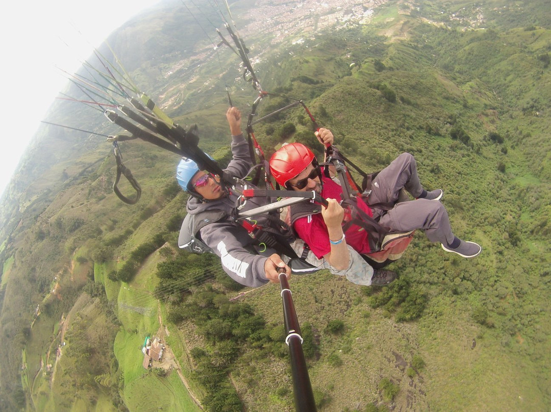 Parapente Zona De Vuelo景点图片