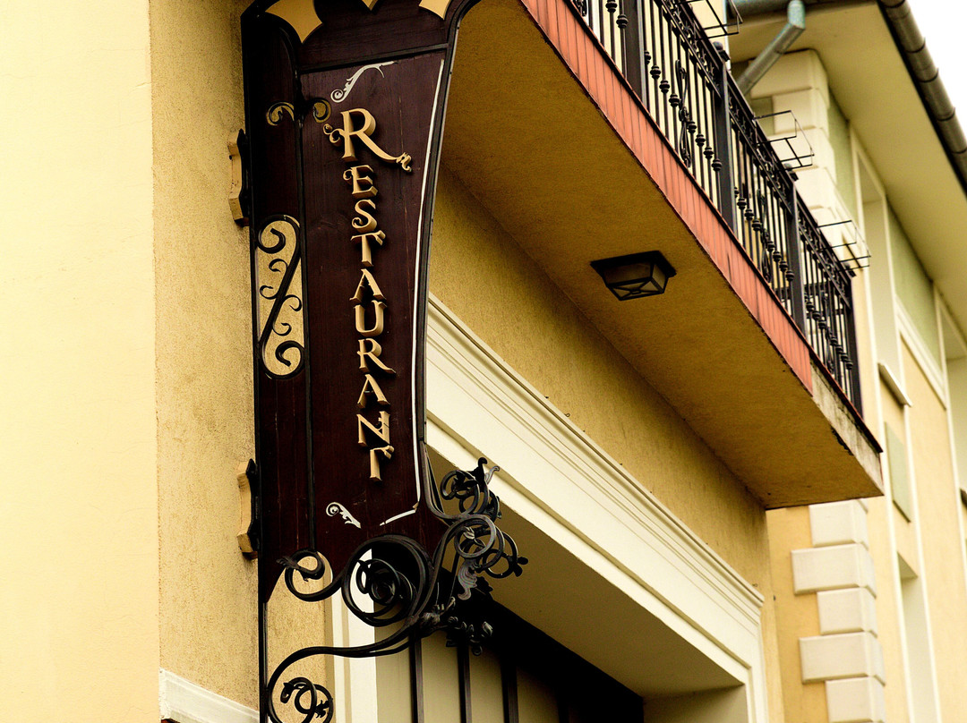 Koronna Hotel主图