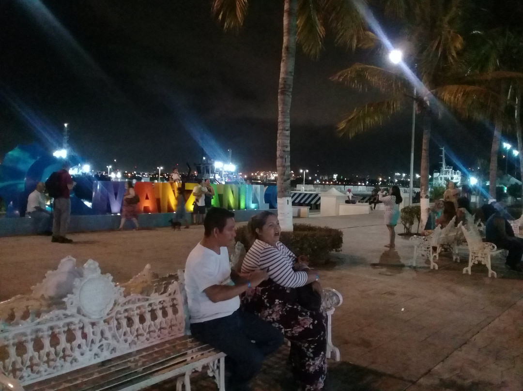 Malecón de Manzanillo景点图片