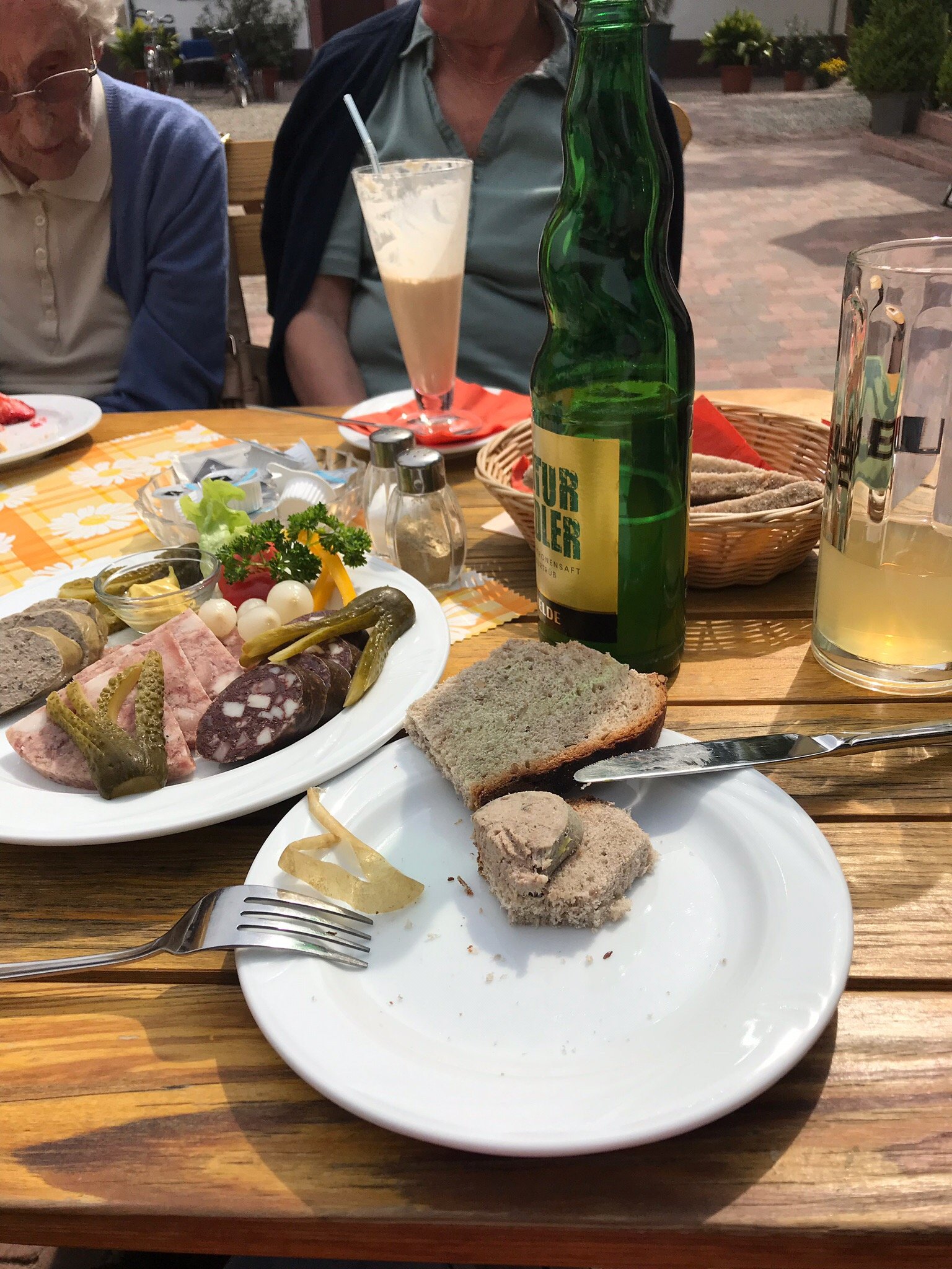 Landcafe - Gaestehaus Walnuss-官方