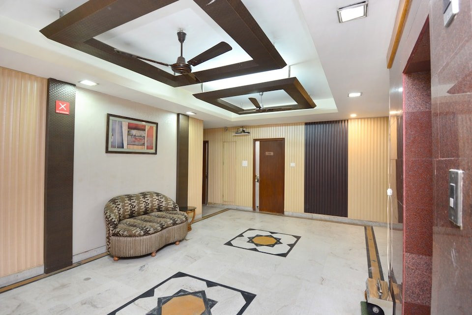 Capital O 33480 Hotel Amsun Pride主图