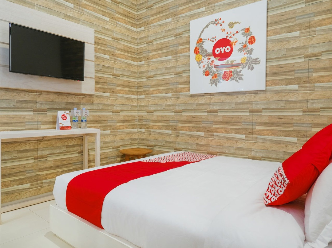 SPOT ON 2653 Omah Mbah Lurah Syariah主图