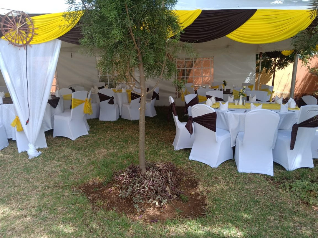 Falcon Heights Hotel主图