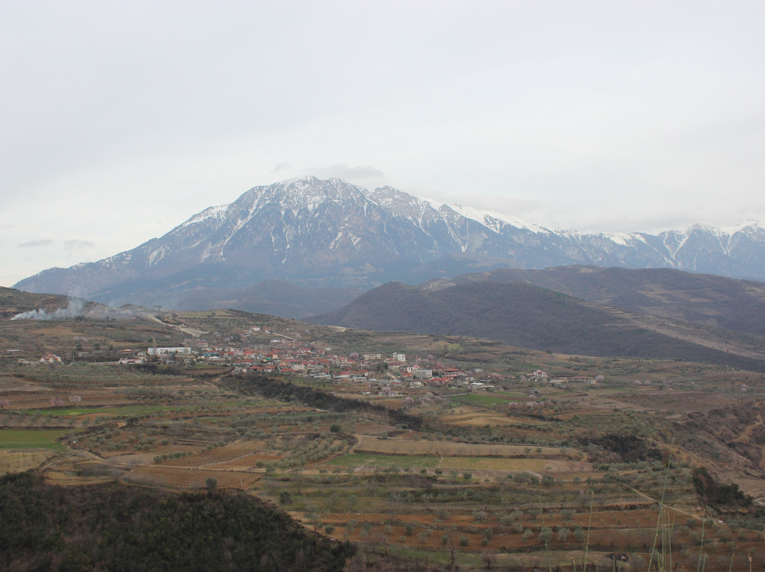 Roshnik Village景点图片