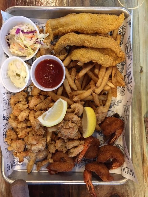 Willie's Grill & Icehouse