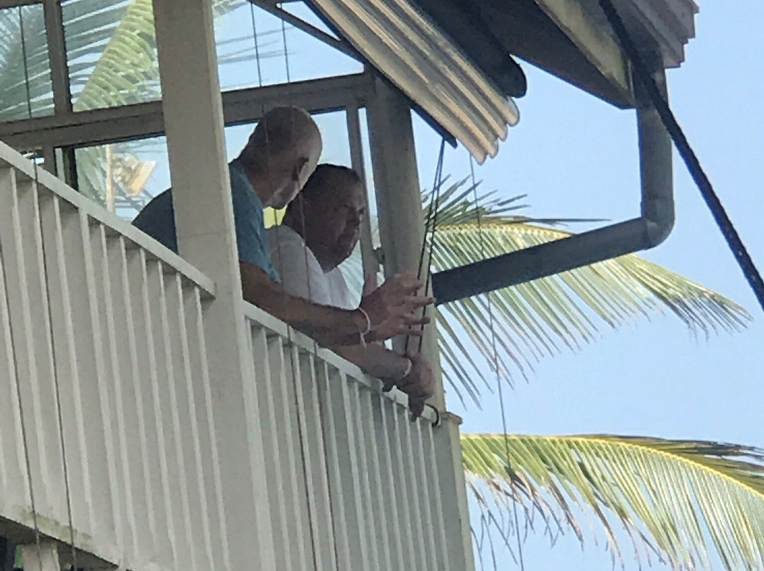 Six Degrees North主图