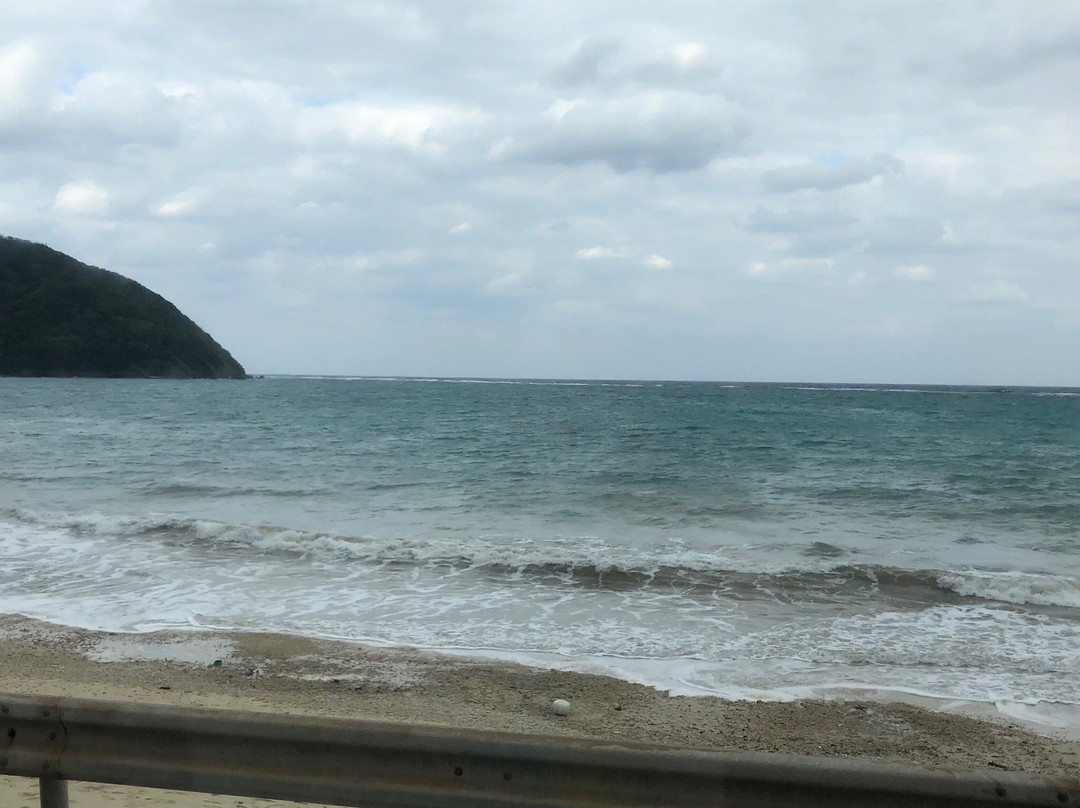 Kuninao Beach景点图片