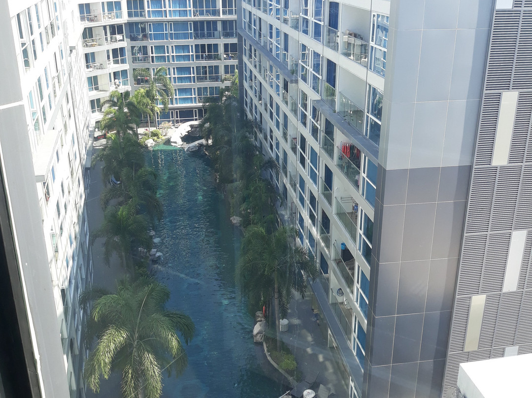 Azure Hotel Pattaya主图