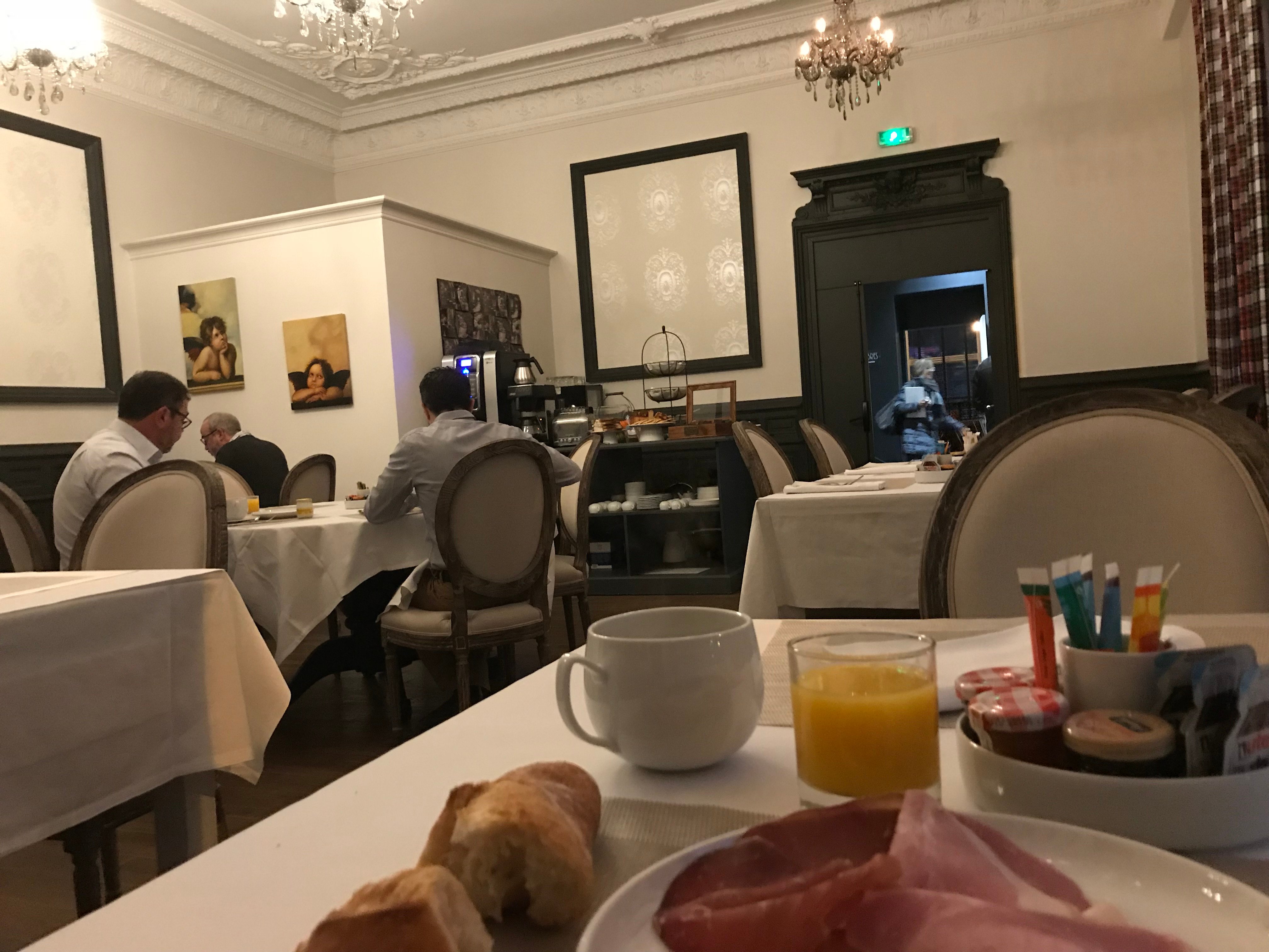 Hotel 19'Cent-餐饮