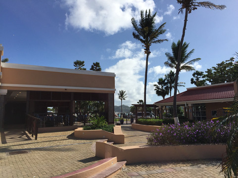 迪维小湾滩度假村主图