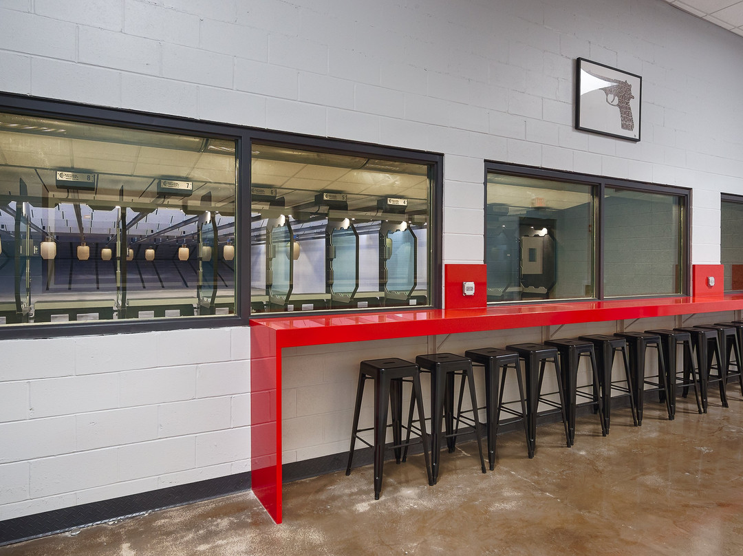 Eagle Sports Range-Oak Forest必去景点