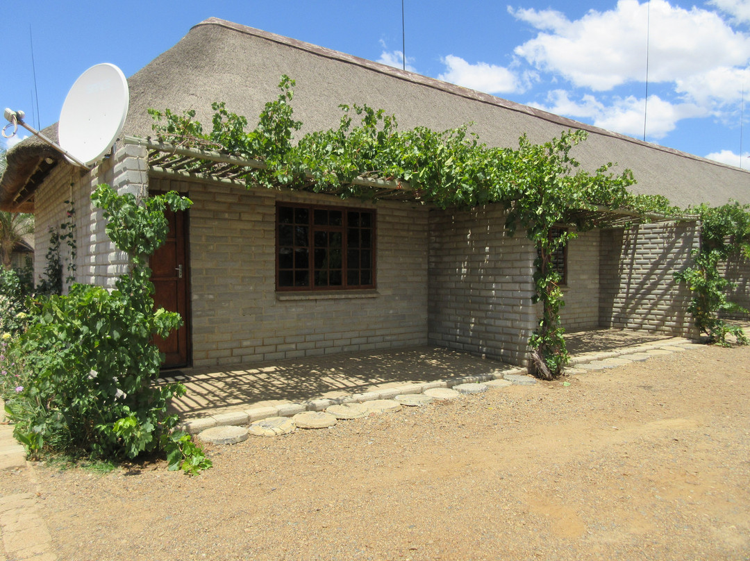 WhyNot Guest Lodge主图