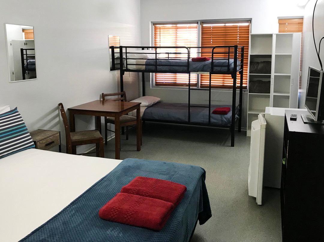 Tropical Lodge主图