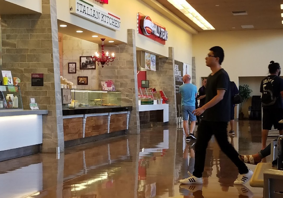 Phoenix Premium Outlets-钱德勒必去景点