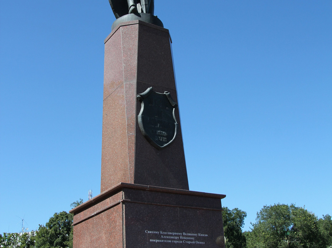 Monument of Aleksandr Nevskiy景点图片