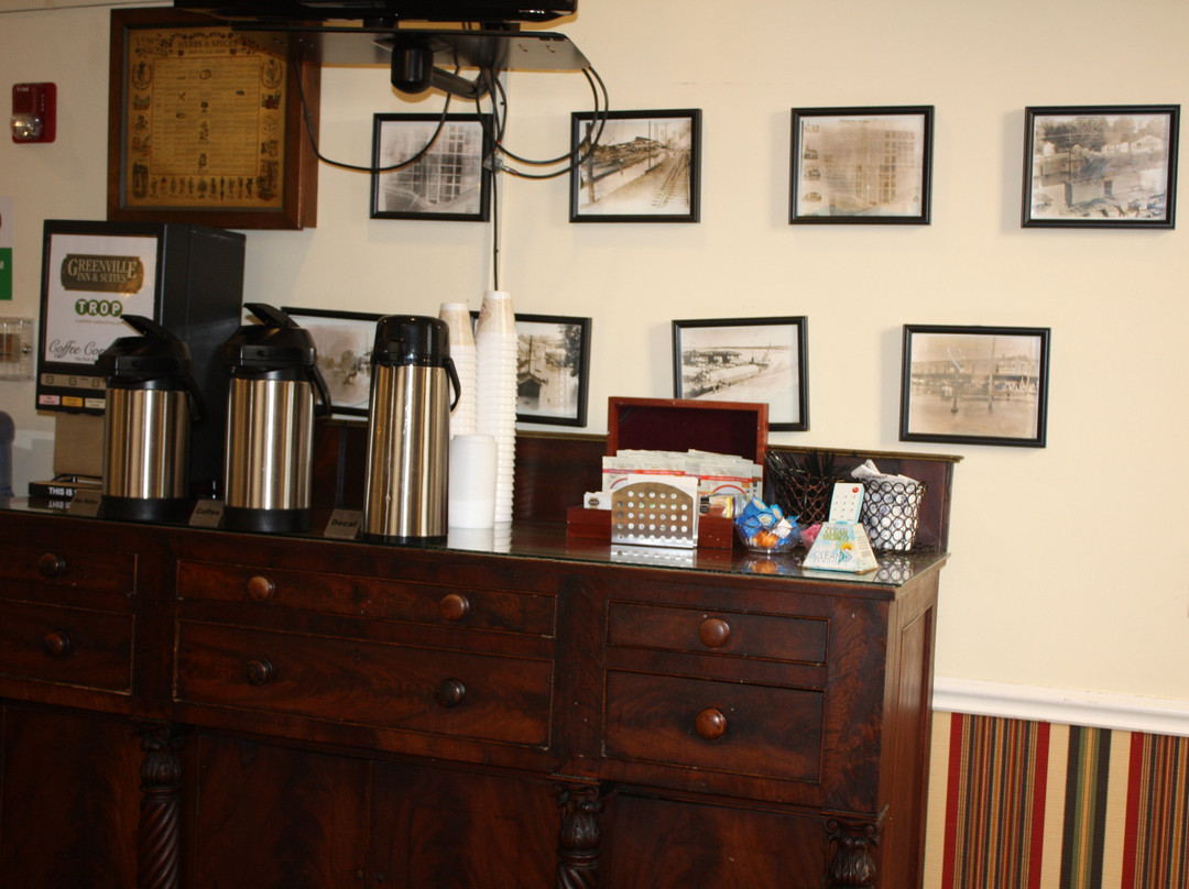 Greenville Inn & Suites主图