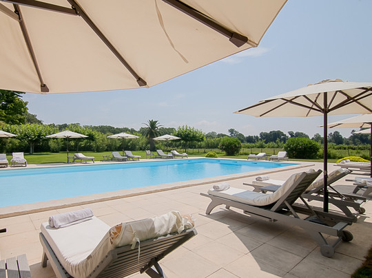 马斯德派城堡连锁酒店主图