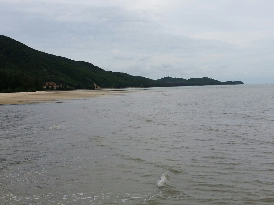 Quan Lan Beach