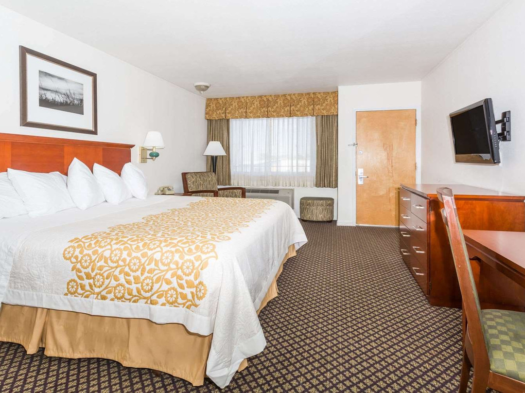 Days Inn by Wyndham Kimball主图