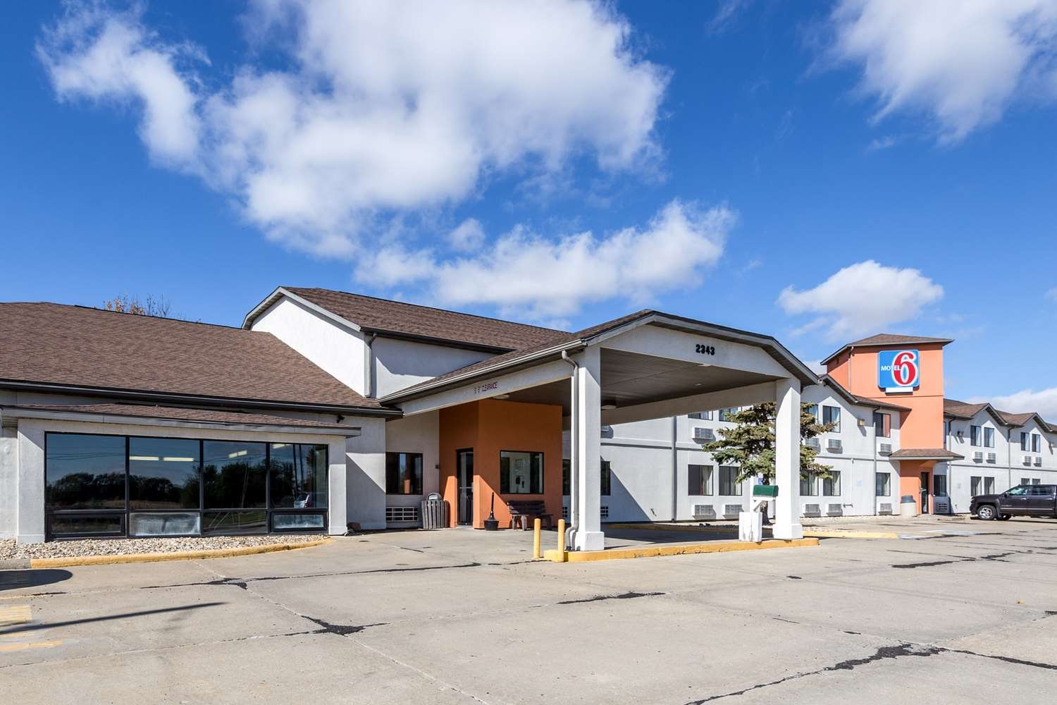 Motel 6 Waterloo-官方