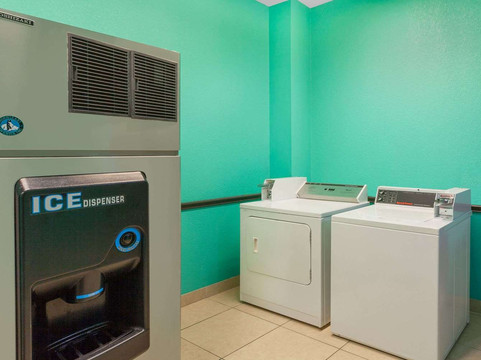 Days Inn by Wyndham Kemah主图