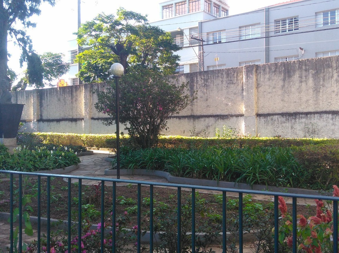 Gruta Nossa Senhora de Lourdes-瓜拉廷格塔必去景点