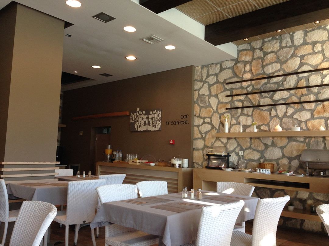 Memories Beach Hotel主图