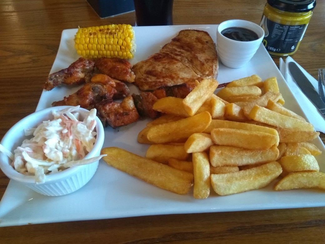 Clyst St Mary餐馆和美食-Bar & Grill