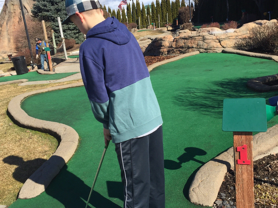 Triple Play Resort Hotel & Suites主图