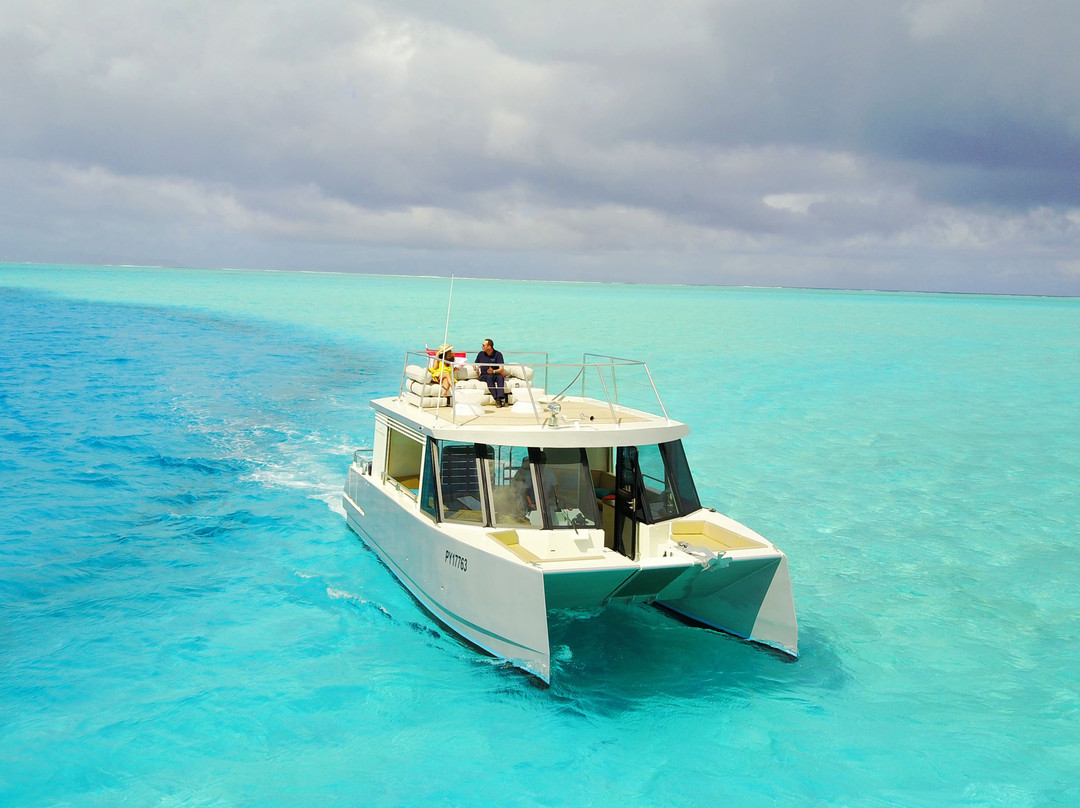 Lagoon limousine Bora Bora-波拉波拉岛必去景点