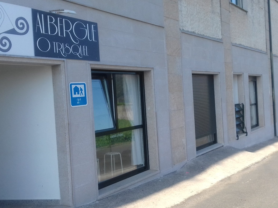 Albergue O Trisquel旅馆