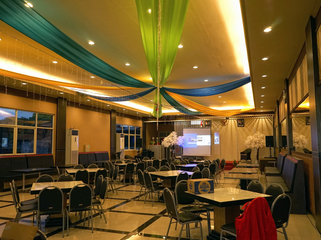 Valencia Bakery Cafe & Resto