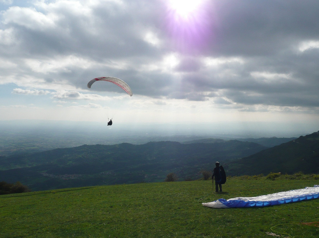 Manta Paragliding School-博尔索德尔格拉帕必去景点