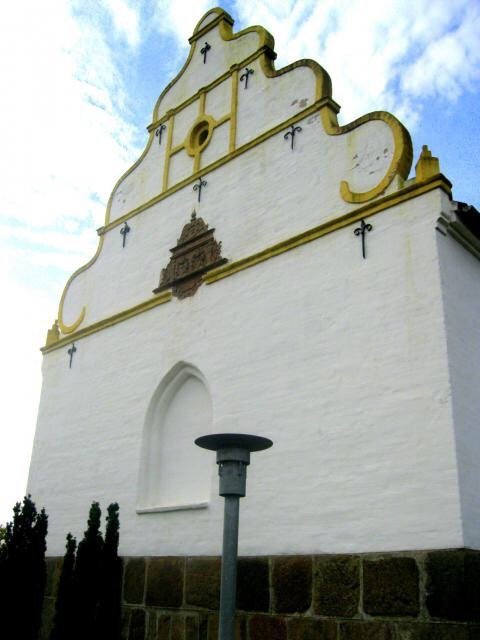 Sandholt Lyndelse Kirke-Broby必去景点