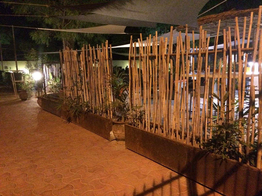 恩加美纳餐馆和美食-Au Bout Des Doigts