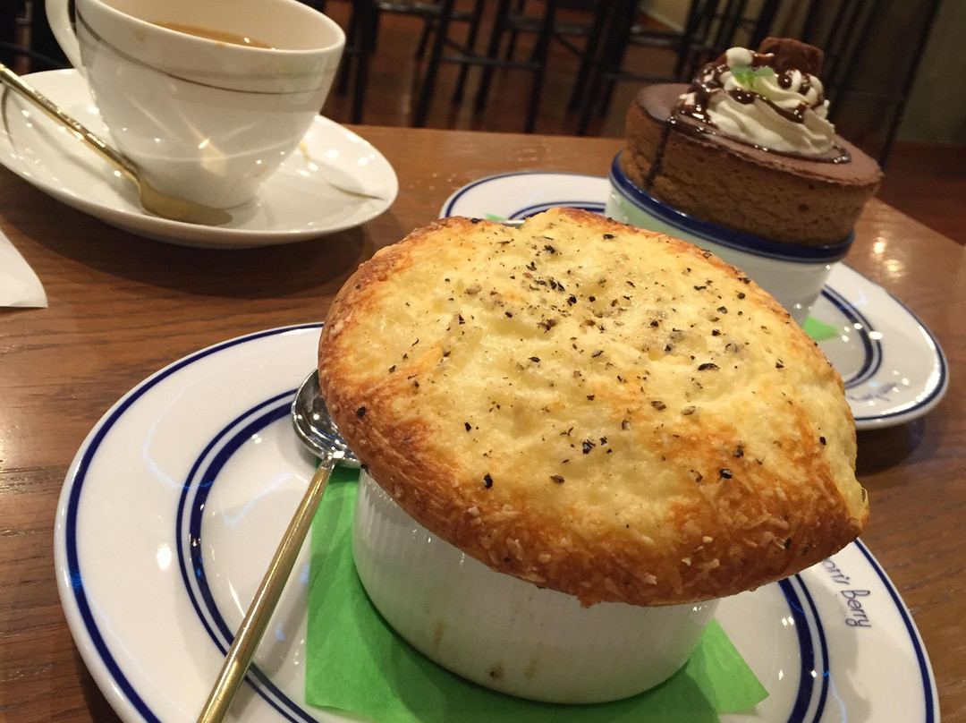 ナッツベリー 川西本店