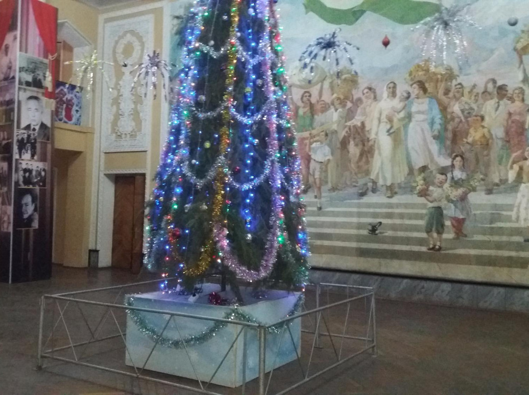 Tajikistan Musical and Drama Theater of Kamol Khudzhandi-苦盏必去景点