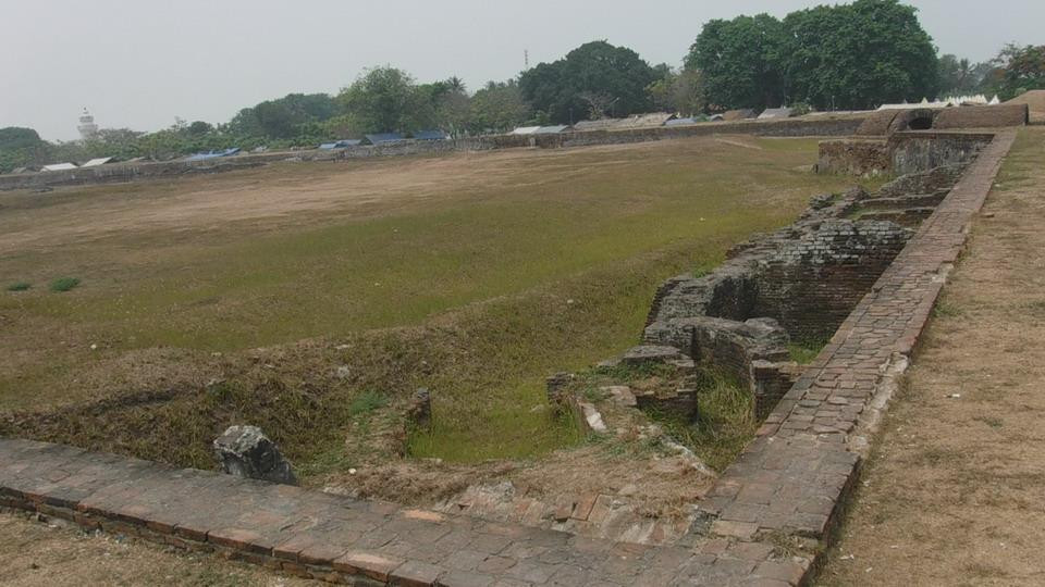 Situs Keraton Surosowan-西冷必去景点