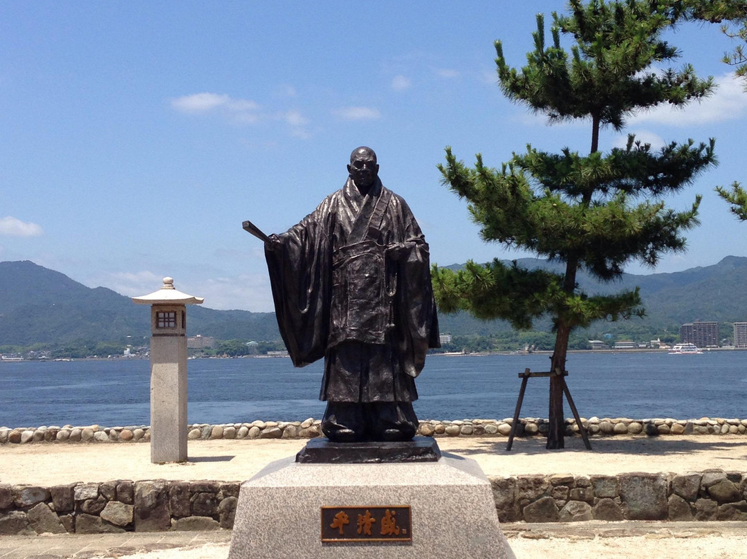 Statue of Tairano Kiyomori-廿日市市必去景点