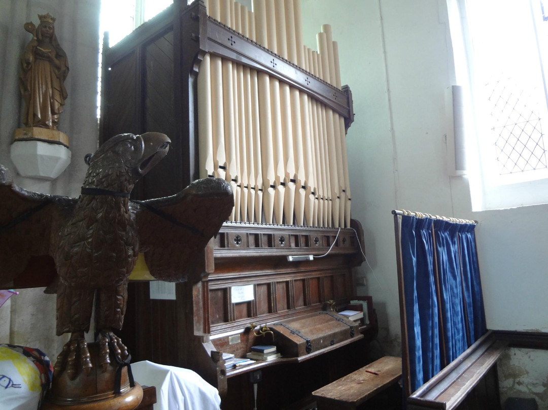 Holy Trinity Church景点图片