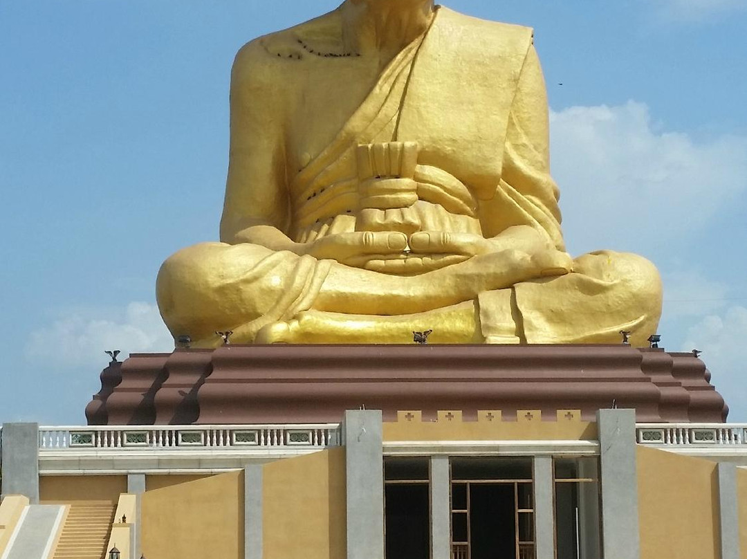 Phutta Uttayanmaharat (Luang Pu Thuat)-玛哈叻必去景点