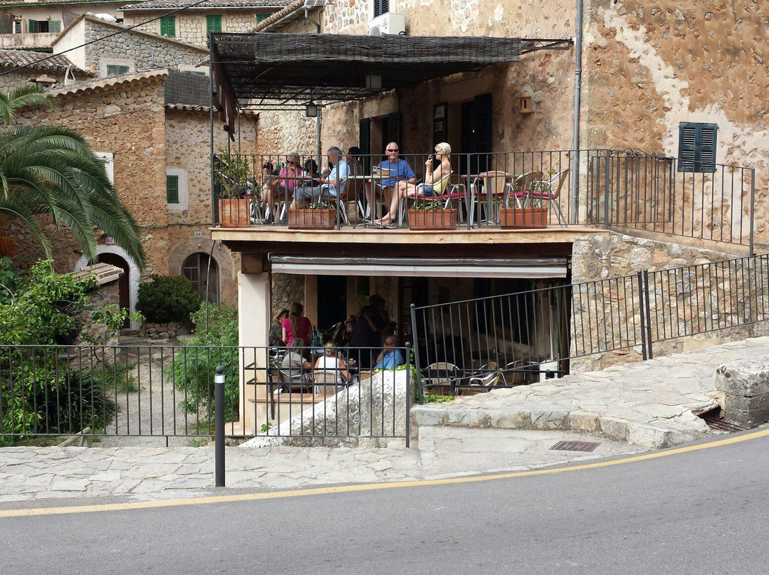 德亚餐馆和美食-Sa Font Fresca