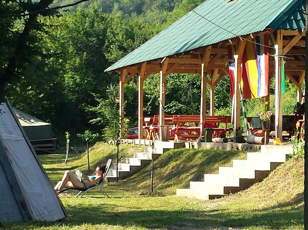 Rafting Camp Highlander-Foca必去景点