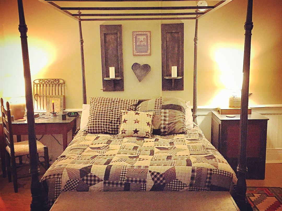 1777 Americana Inn Bed & Breakfast