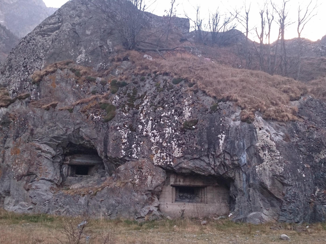 Ermolov Stone景点图片